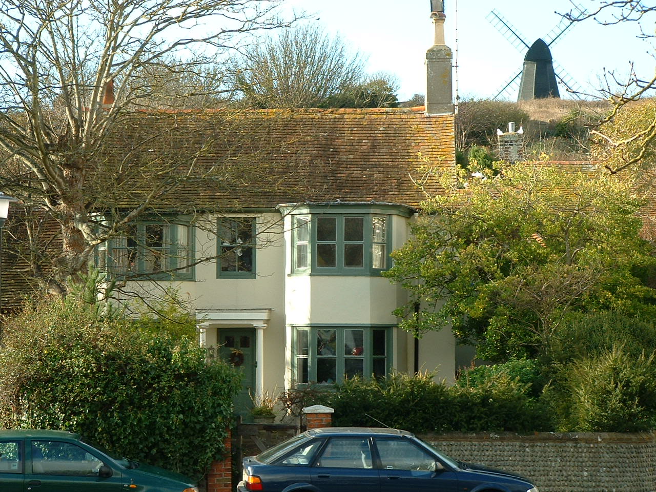 http://www.rggj.net/Rottingdean/Dale%20cottage.JPG
